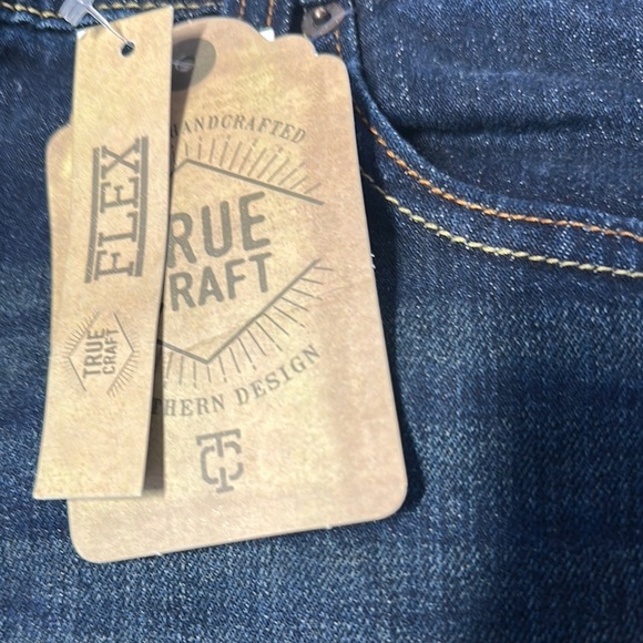 True Craft Blue Relaxed Jeans with Vintage Style - Picture 4 of 12